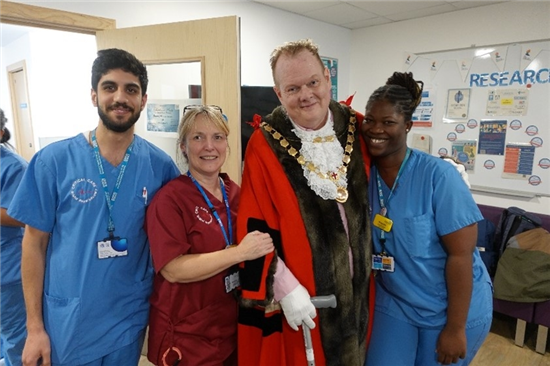 Councillor Paul Goggin, Lord Mayor of Bristol, with ICU nursing staff at the BRI 